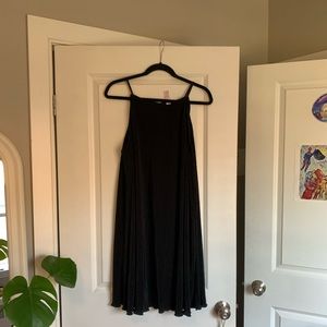 Black flapper flowing dress